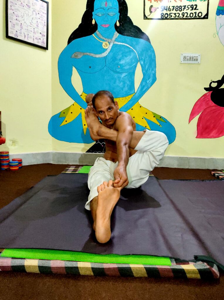 aarogya kunj bahadurgarh yog asan